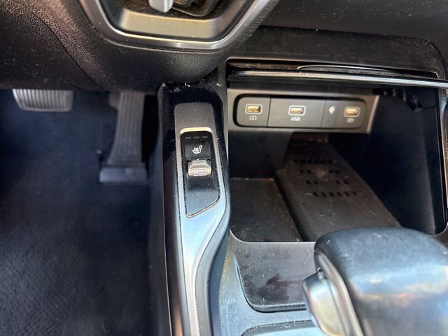 Used 2023 Kia Sorento EX w/ Panoramic Sunroof Package FWD image 17