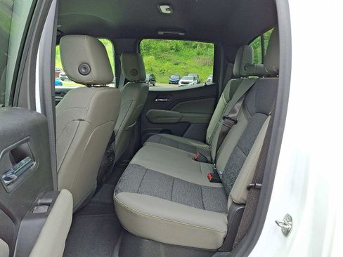 Used 2024 Chevrolet Colorado ZR2 AWD/4WD image 10