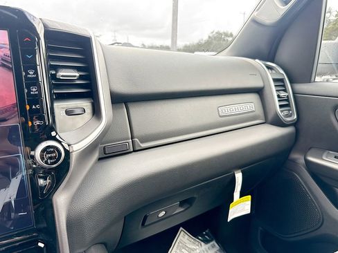 New 2026 RAM 1500 4x4 Crew Cab image 23