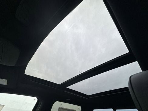 New 2025 Ford F150 Platinum w/ Equipment Group 702A High image 22