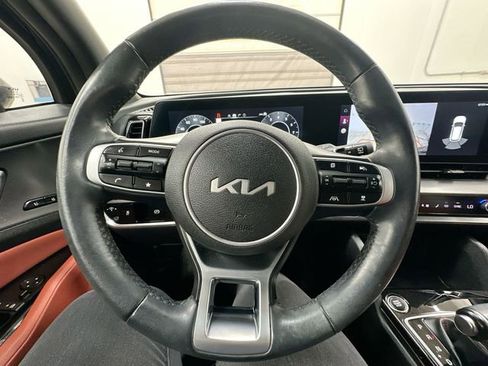 Certified 2023 Kia Sportage SX AWD/4WD image 12