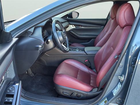 Used 2023 MAZDA MAZDA3 s image 13