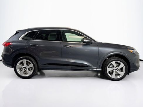 New 2025 Audi Q5 Premium Plus image 4