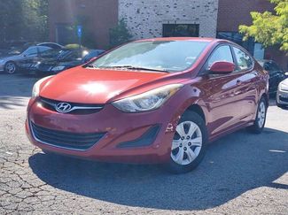 Used 2016 Hyundai Elantra SE image 1