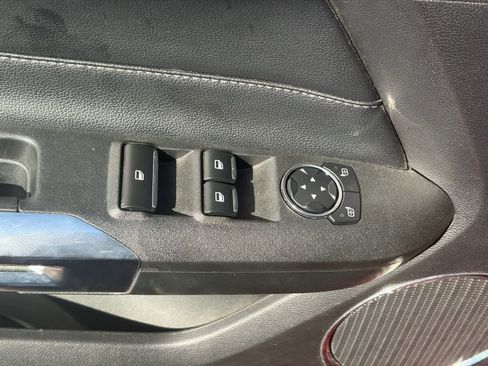 Used 2023 Ford Mustang Premium image 16