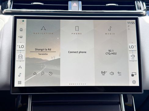 New 2026 Land Rover Range Rover Velar Belgravia AWD/4WD image 32
