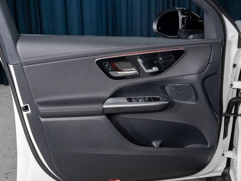 Certified 2026 Mercedes-Benz GLC 300 image 11