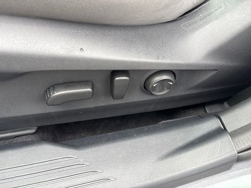 Certified 2025 Subaru Legacy Premium AWD/4WD image 18