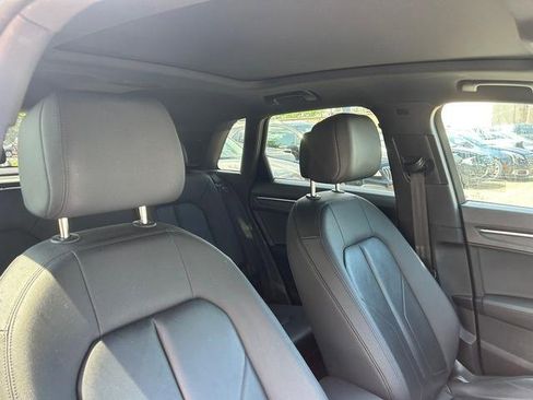 Used 2022 Audi Q3 2.0T Premium w/ Convenience Package image 26