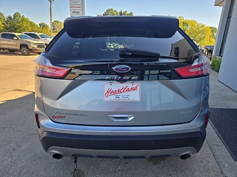 Used 2022 Ford Edge Titanium w/ Equipment Group 301A image 11
