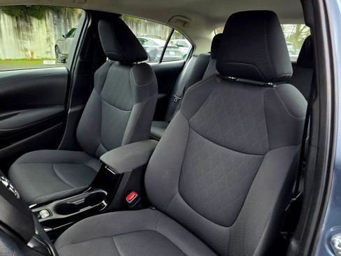 Used 2020 Toyota Corolla LE image 24