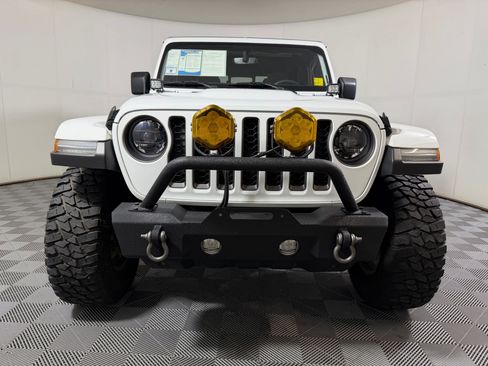 Used 2023 Jeep Gladiator Rubicon w/ LED Lighting Group AWD/4WD image 5