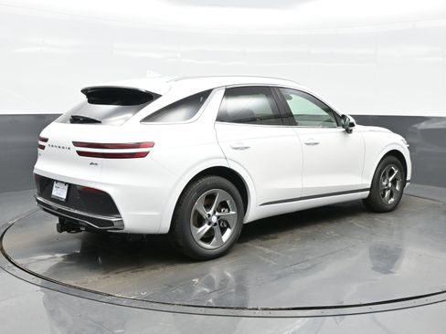 New 2026 Genesis GV70 2.5T Select image 6