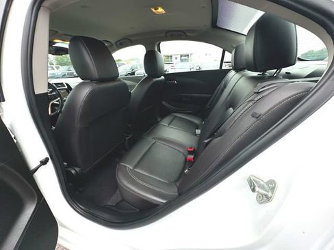 Used 2019 Chevrolet Sonic Premier FWD image 20