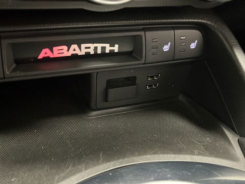 Used 2017 FIAT 124 Spider Abarth RWD image 35