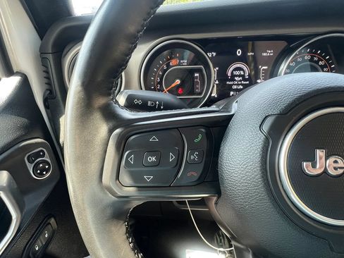 Used 2020 Jeep Wrangler Unlimited Sport S AWD/4WD image 21
