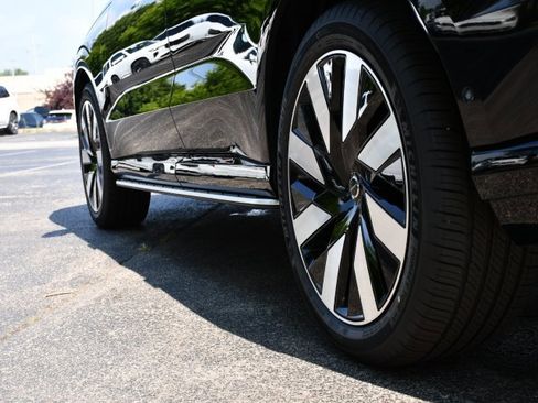 New 2025 Volvo EX90 Ultra image 9