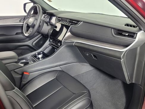 New 2025 Jeep Grand Cherokee Limited image 33