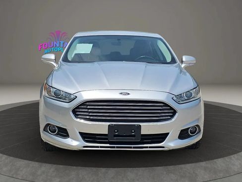 Used 2014 Ford Fusion SE w/ Equipment Group 202A FWD image 8