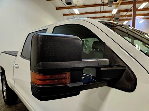 Used 2016 Chevrolet Silverado 2500 LT w/ LT Convenience Package image 18