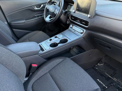 Used 2022 Hyundai Kona SEL w/ Convenience Package image 15