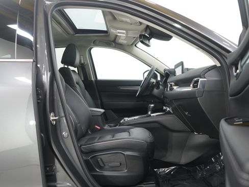 Certified 2025 MAZDA CX-5 AWD 2.5 S w/ Premium Plus Pkg image 9