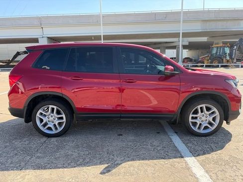 Used 2025 Honda Passport EX-L image 6