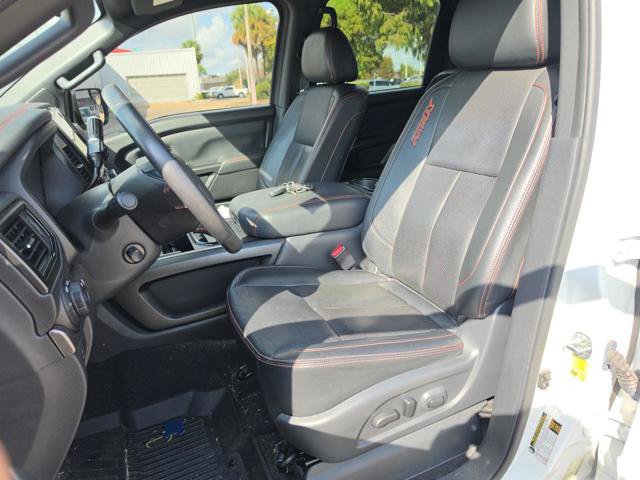 Used 2023 Nissan Titan PRO-4X w/ Pro-4x Convenience Package AWD/4WD image 3