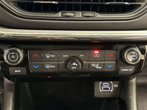 Used 2022 Jeep Compass High Altitude image 16