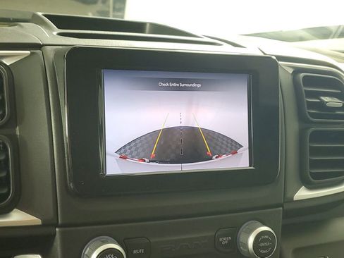 Used 2024 RAM ProMaster 2500 w/ Quick Order Package 22G SLT image 17