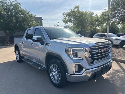 Used 2022 GMC Sierra 1500 SLT AWD/4WD image 3