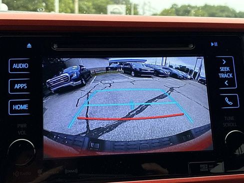 Used 2017 Toyota Tacoma TRD Off-Road w/ Tow Package (A/T) AWD/4WD image 37
