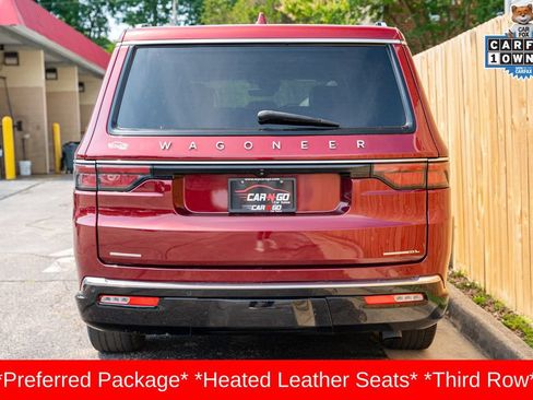 Used 2023 Jeep Wagoneer L Series III w/ Preferred Equipment Group AWD/4WD image 7