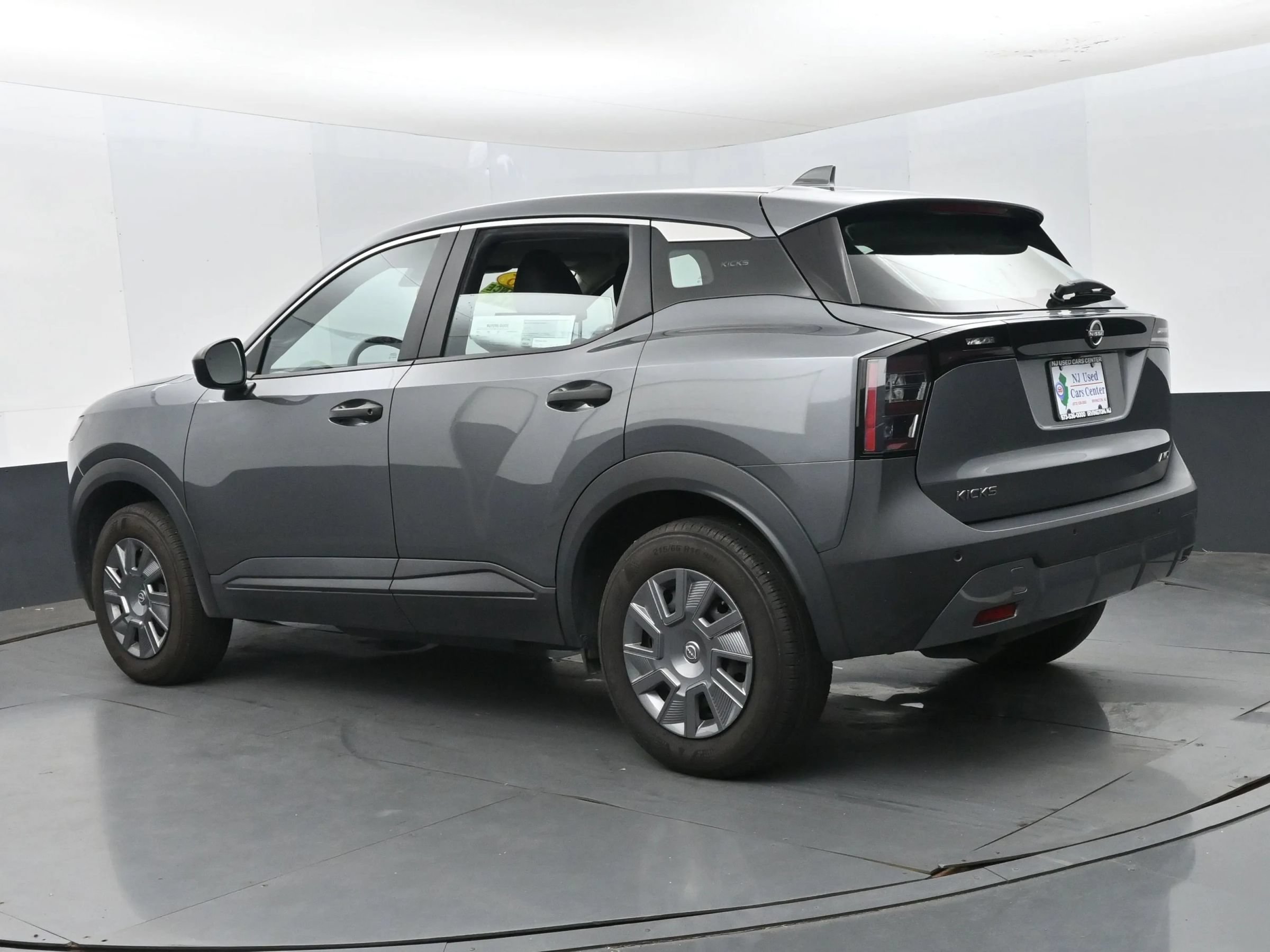 Used 2025 Nissan Kicks S AWD/4WD image 7