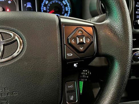 Used 2023 Toyota Tacoma SR AWD/4WD image 13