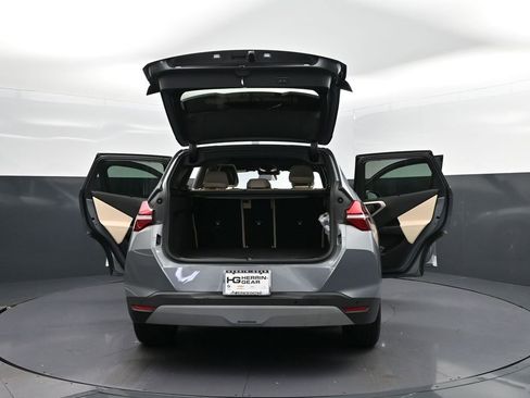 Used 2025 BMW X3 xDrive30i w/ Premium Package image 53