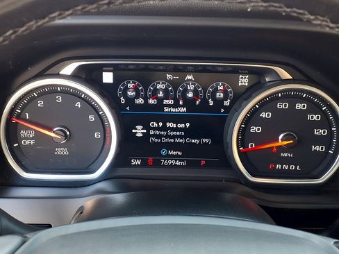 Used 2021 Chevrolet Silverado 1500 High Country w/ Technology Package image 13