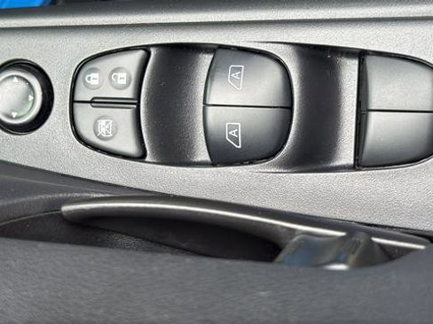 Certified 2025 Nissan Kicks Play S FWD image 12