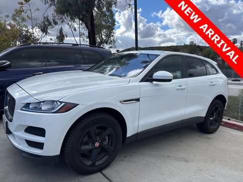 Used 2019 Jaguar F-PACE Premium image 1