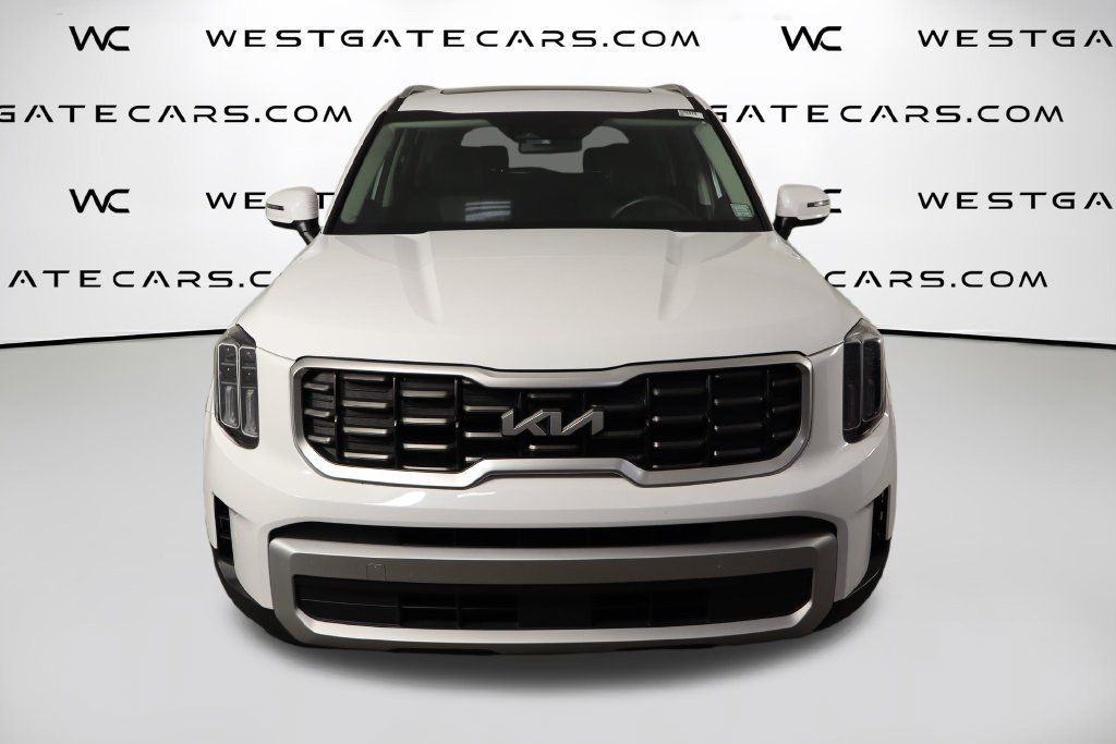 Used 2025 Kia Telluride S FWD image 2