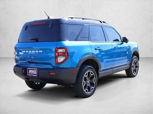 Used 2025 Ford Bronco Sport Outer Banks w/ Outer Banks Tech Package+ AWD/4WD image 5