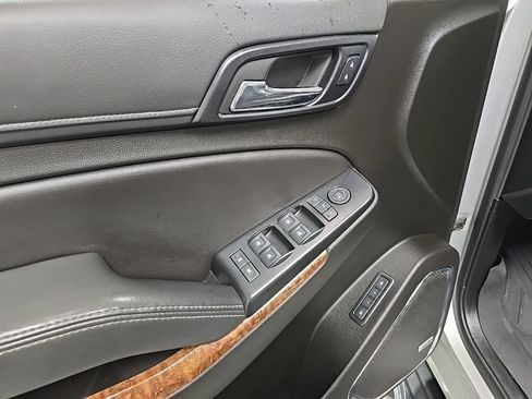 Used 2019 Chevrolet Tahoe Premier AWD/4WD image 14