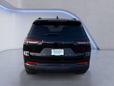 New 2025 Jeep Grand Cherokee L Limited w/ Black Appearance Package image 4