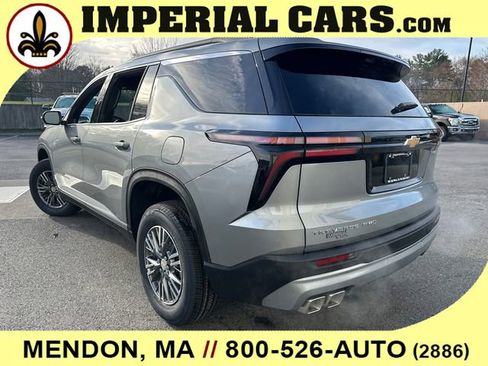 New 2026 Chevrolet Traverse LT w/ Driver Confidence Package image 11