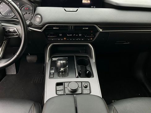 Used 2025 MAZDA CX-70 3.3 Turbo w/ Preferred Package image 16