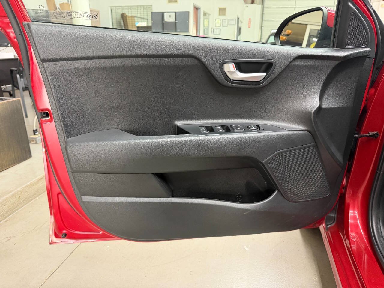 Used 2021 Kia Rio S FWD image 10