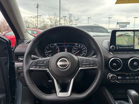 Used 2024 Nissan Sentra SR w/ SR Premium Package image 9