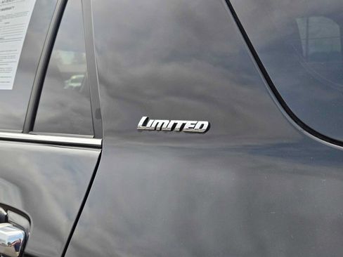 Used 2024 Toyota 4Runner Limited AWD/4WD image 15