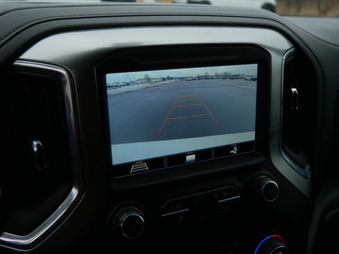 Used 2020 Chevrolet Silverado 1500 LT w/ All-Star Edition image 36