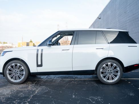 Used 2023 Land Rover Range Rover SE AWD/4WD image 6